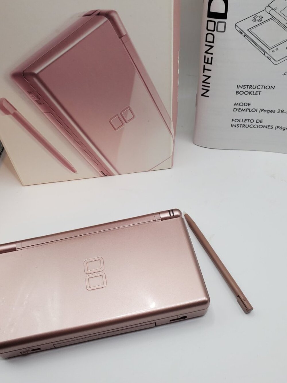 Vintage Nintendo DS Lite Pink Gaming Bundle ๐ฎ๐ - Picture 4 of 11